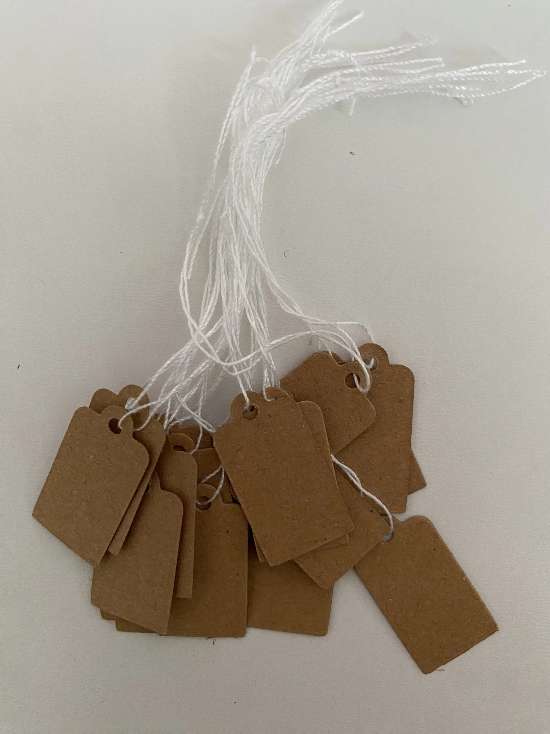 mini étiquettes kraft pour mariage et cadeaux par lot de 100