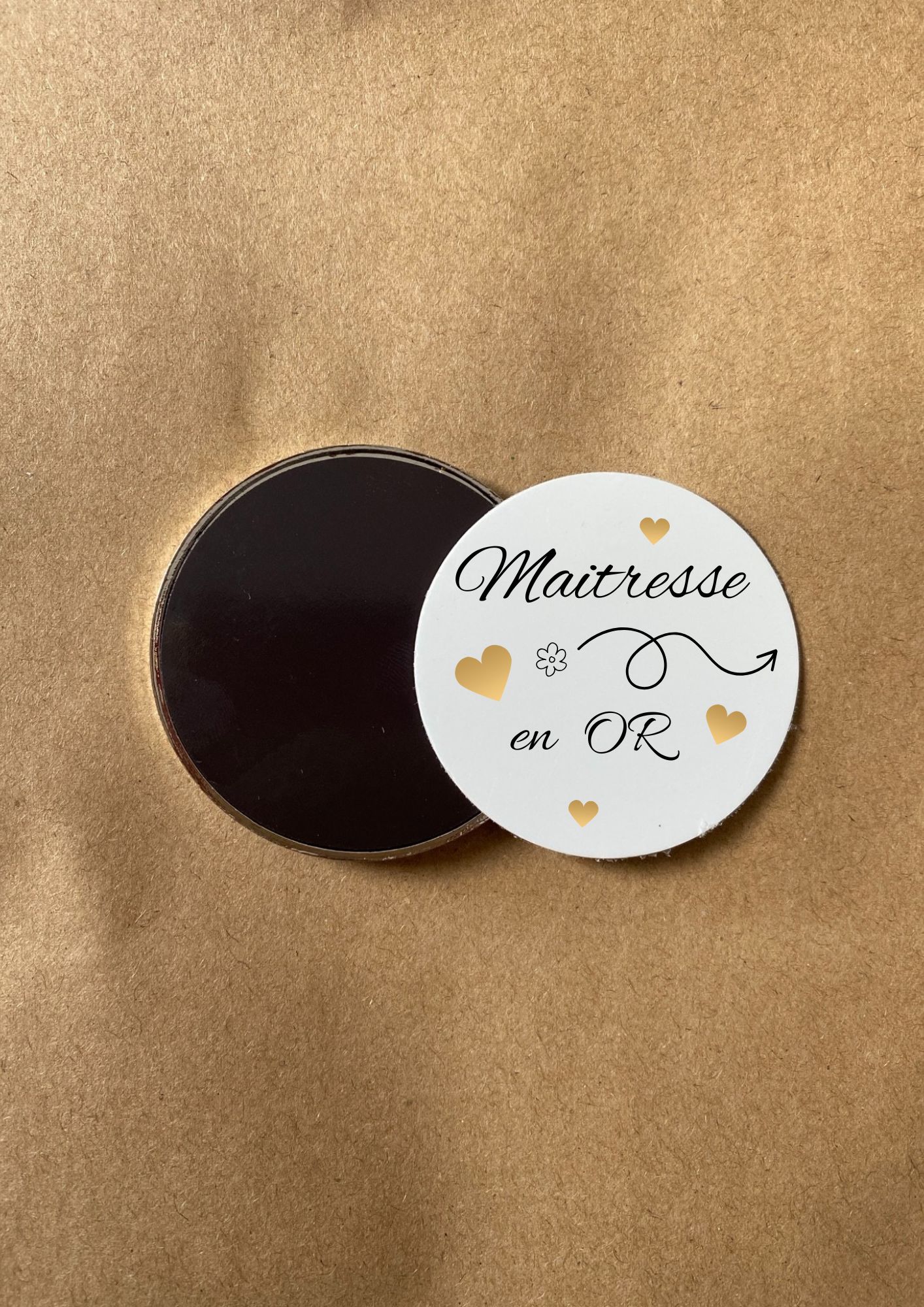 aimant personnalisé maitresse en or