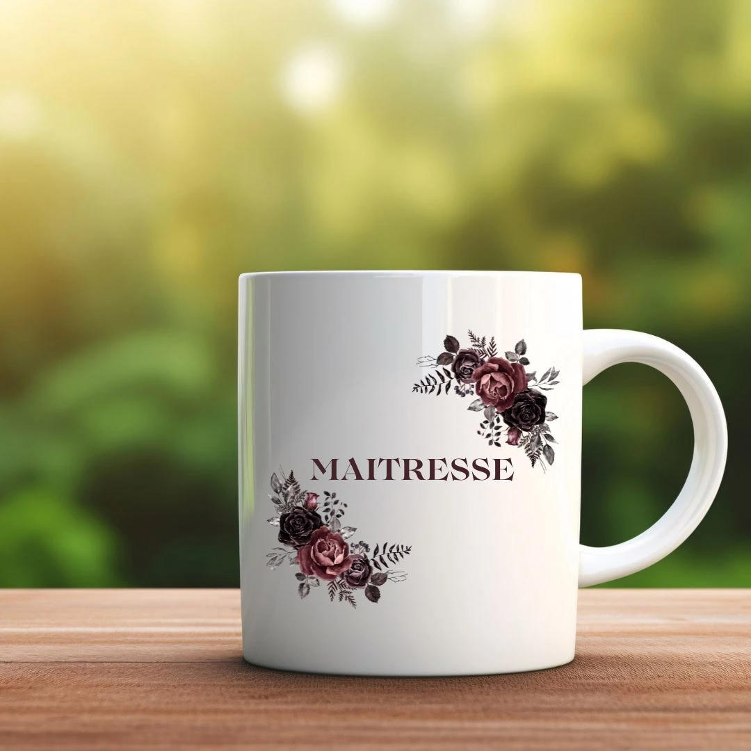 mug blanc en céramique personnalisable avec fleurs maitresse